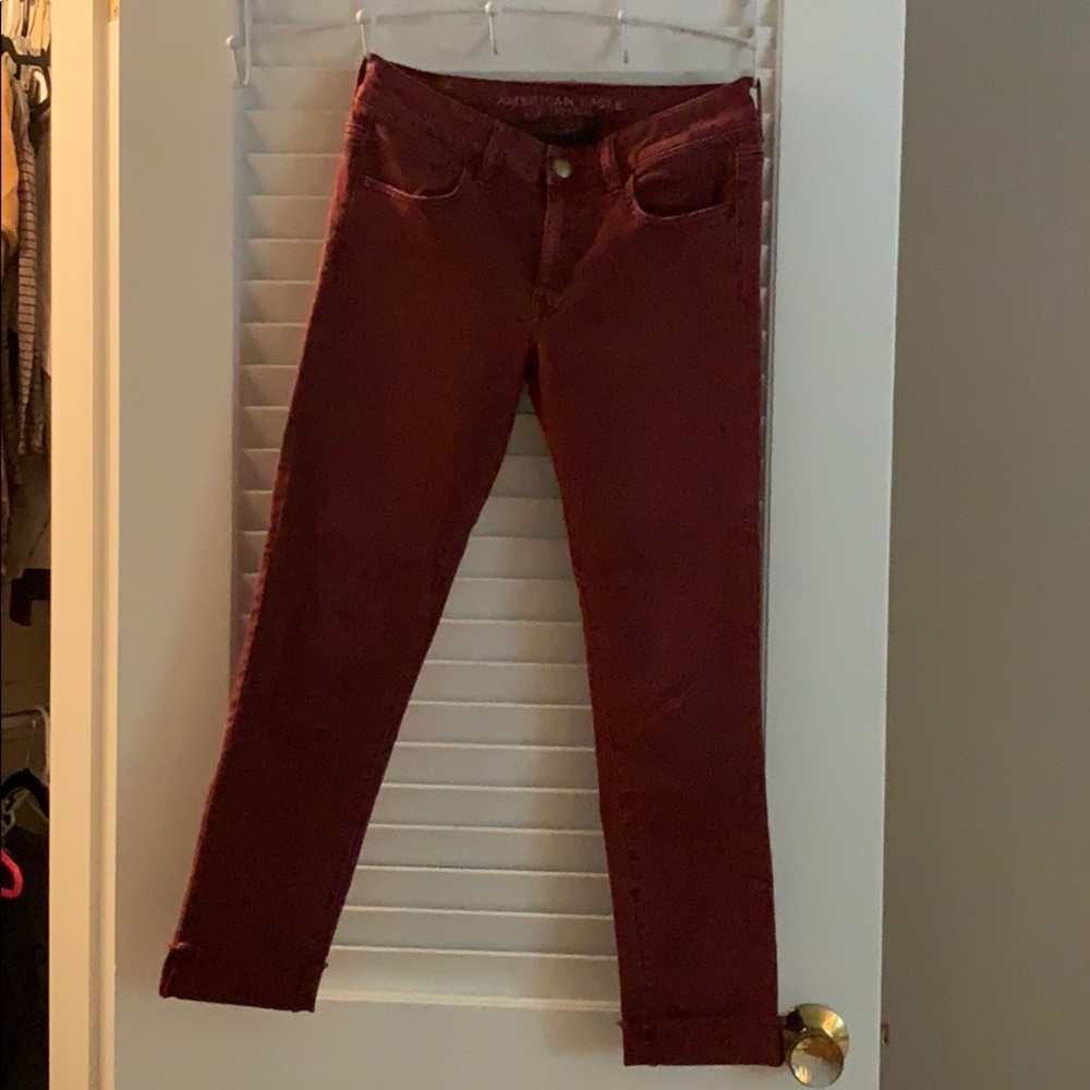 American Eagle Maroon Capri Jeans